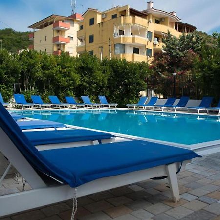 Hotel Besani Durrës Eksteriør bilde