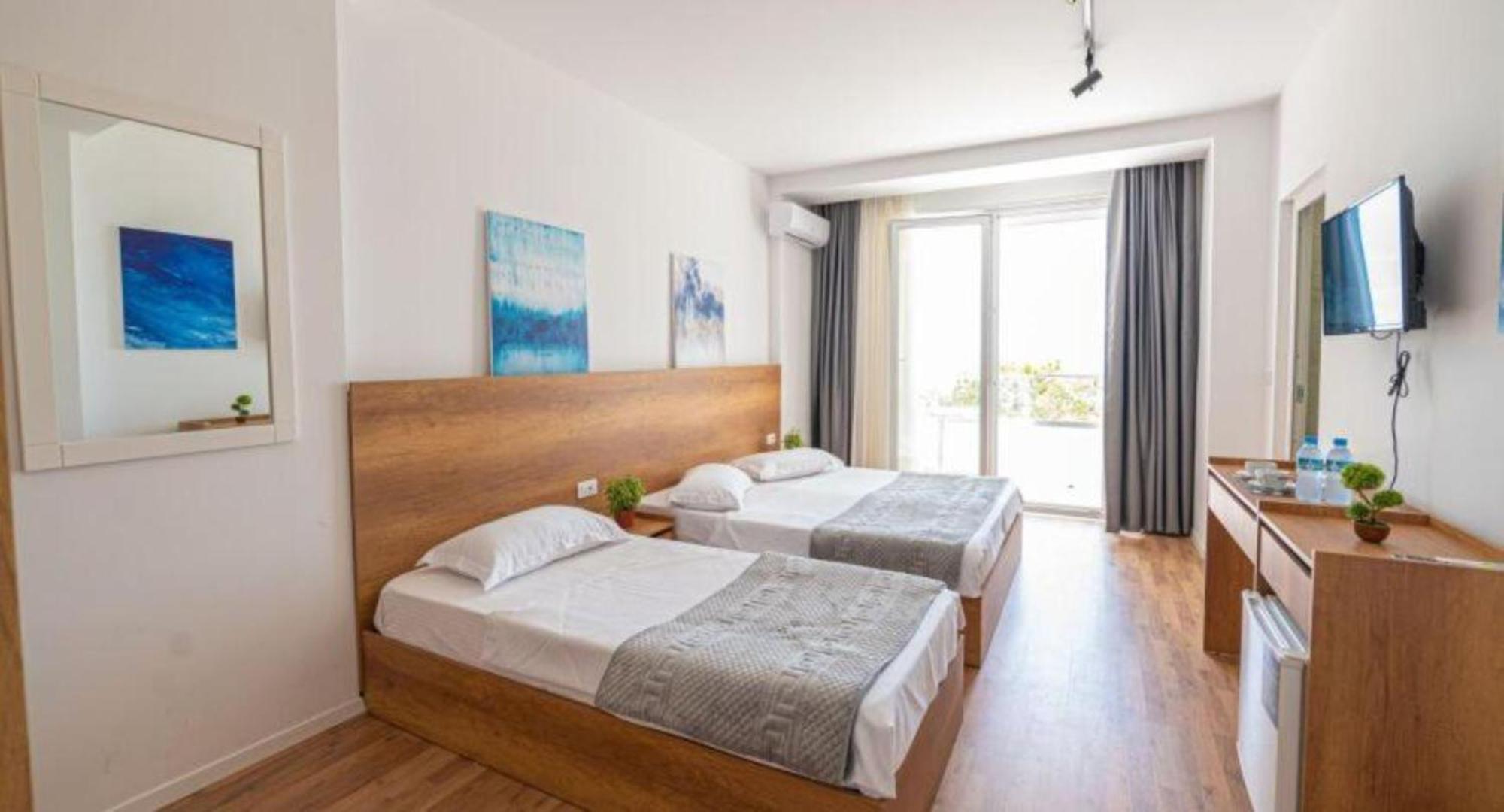 Hotel Besani Durrës Eksteriør bilde