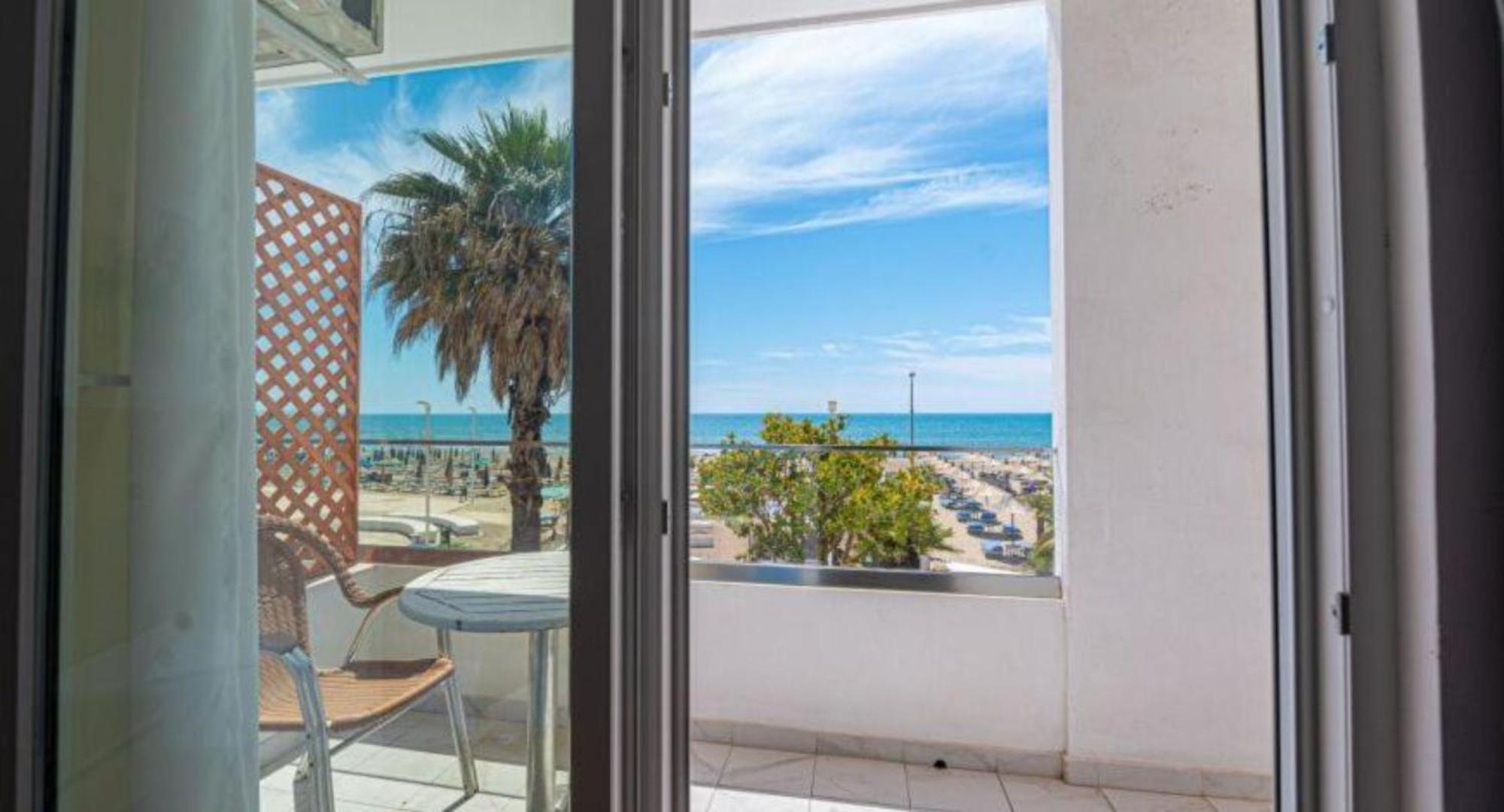 Hotel Besani Durrës Eksteriør bilde