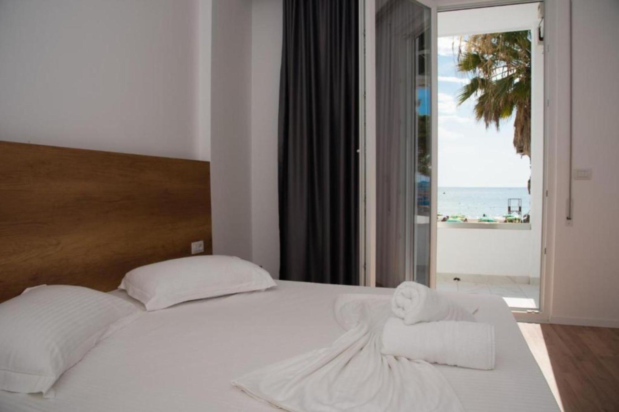 Hotel Besani Durrës Eksteriør bilde